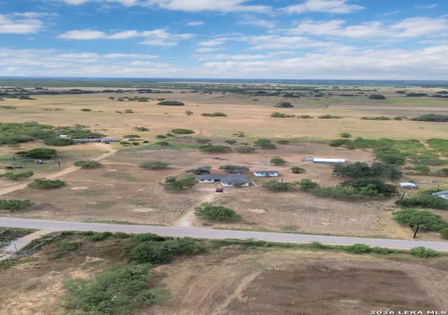 Photo 2 of Sale Pending at 366 County Road 2755, Bigfoot, TX 78005 | MLS# 2007130 | Listing updated on 2026-09-01