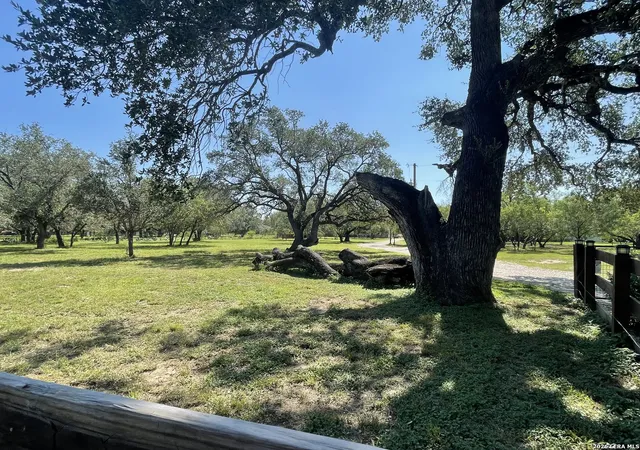 4th image of 574 County Road 660, Devine, TX 78016 | MLS# 2007154