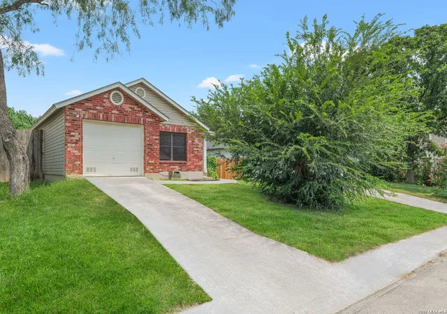 Photo 2 of Single family home for sale at 13911 Villa Camino, San Antonio, TX 78233 | MLS# 2007159 | Listing updated on 2026-08-20