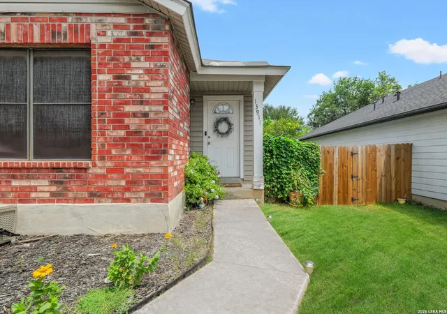Photo 3 of Single family home for sale at 13911 Villa Camino, San Antonio, TX 78233 | MLS# 2007159 | Listing updated on 2026-08-20