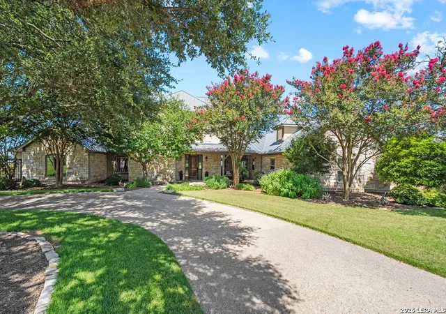 3rd image of 1299 Mystic Pkwy, Spring Branch, TX 78070 | MLS# 2007178