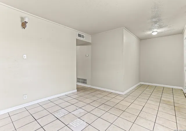 Photo 2 of Single family home for sale at 7013 Glen Mist, San Antonio, TX 78239 | MLS# 2007192 | Listing updated on 2026-09-14