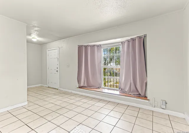Photo 3 of Single family home for sale at 7013 Glen Mist, San Antonio, TX 78239 | MLS# 2007192 | Listing updated on 2026-09-14