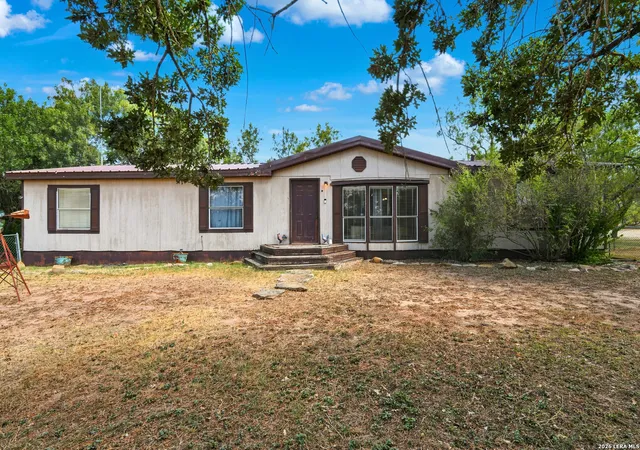 3rd image of 58 Covey Dr, Lytle, TX 78052 | MLS# 2007204