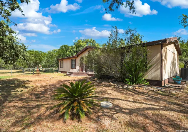5th image of 58 Covey Dr, Lytle, TX 78052 | MLS# 2007204