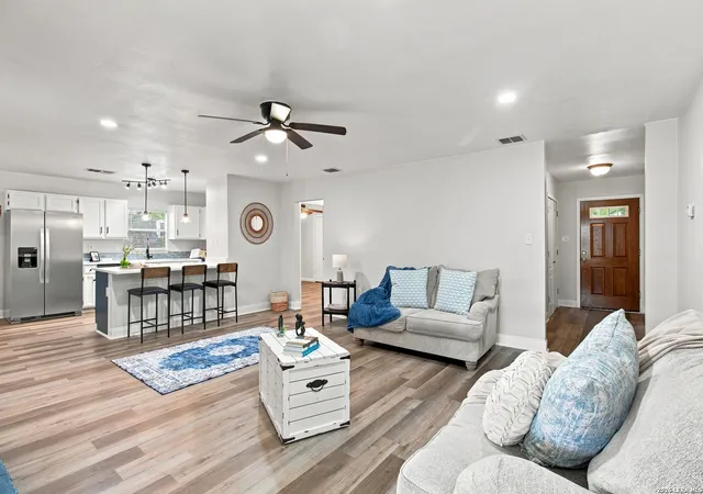 Photo 2 of Single family home for sale at 7114 Clipper Ridge Dr, Converse, TX 78109 | MLS# 2007205 | Listing updated on 2026-09-30