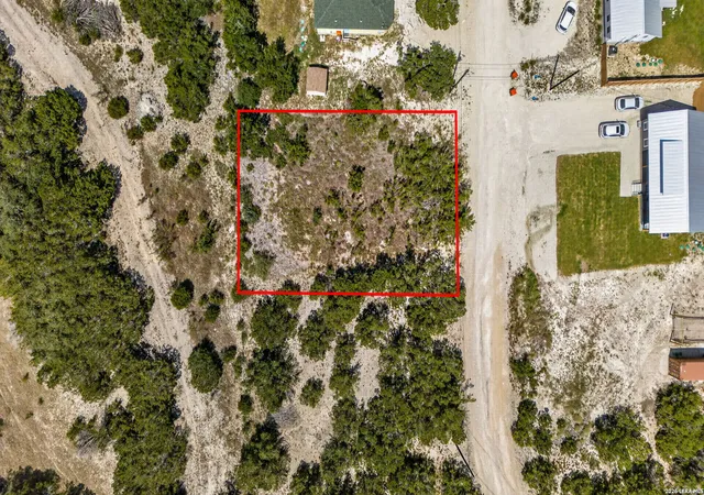 2nd image of 1156 Southline Dr, Spring Branch, TX 78070 | MLS# 2007221
