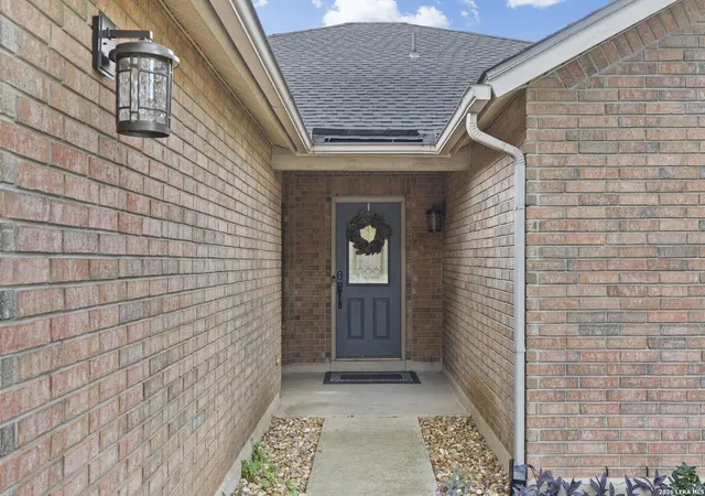 Photo 3 of Sale Pending at 15971 Tampke Pl, San Antonio, TX 78247 | MLS# 2007229 | Listing updated on 2026-08-27