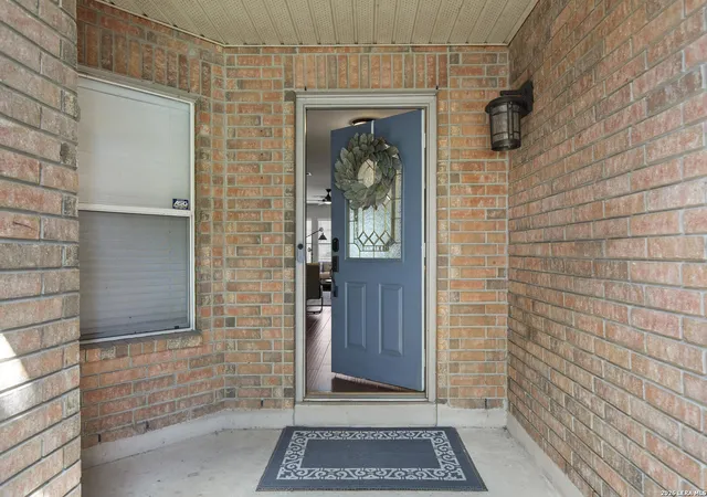Photo 3 of Sale Pending at 15971 Tampke Pl, San Antonio, TX 78247 | MLS# 2007229 | Listing updated on 2026-08-27