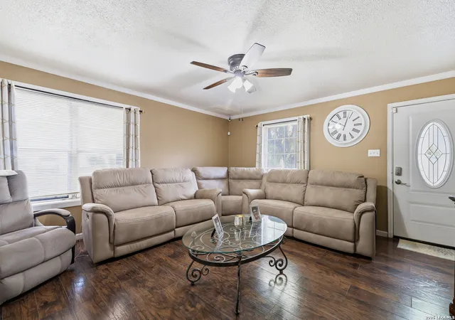 5th image of 3302 Harvest Dr, Schertz, TX 78154 | MLS# 2007260