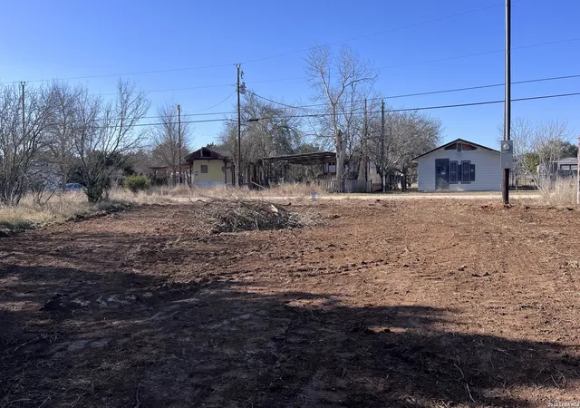 4th image of 335 Medina, Bandera, TX 78003 | MLS# 2007302