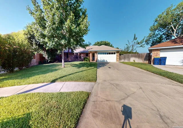 1st image of 112 Tomahawk Cir, Cibolo, TX 78108 | MLS# 2007321