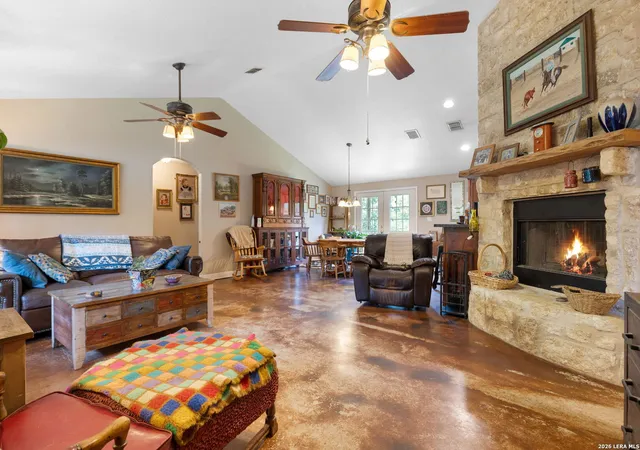 4th image of 126 Madrone Rdg, Comfort, TX 78013 | MLS# 2007368