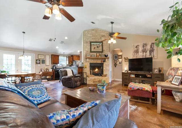 5th image of 126 Madrone Rdg, Comfort, TX 78013 | MLS# 2007368