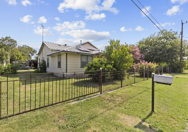 Photo 2 of Single family home for sale at 4735 Aloha, San Antonio, TX 78219 | MLS# 2007403 | Listing updated on 2026-09-08