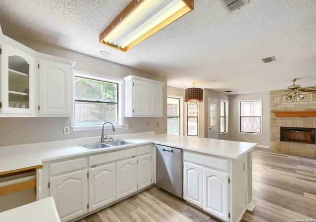 Photo 4 of Single family home for sale at 8440 Phoenix Ave, Selma, TX 78154 | MLS# 2007413 | Listing updated on 2026-09-27