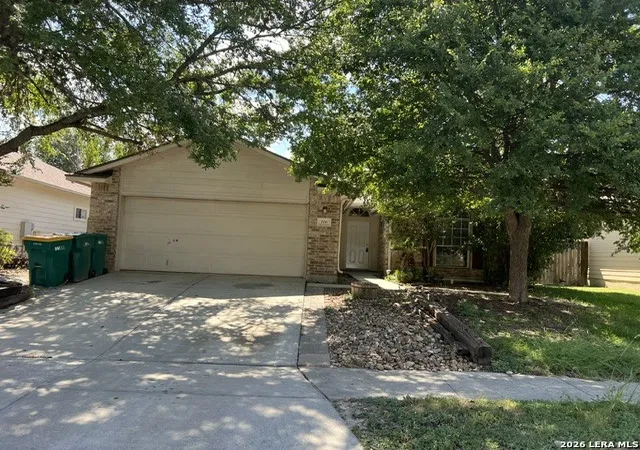 2nd image of 206 Stone Creek Dr, Boerne, TX 78006 | MLS# 2007445