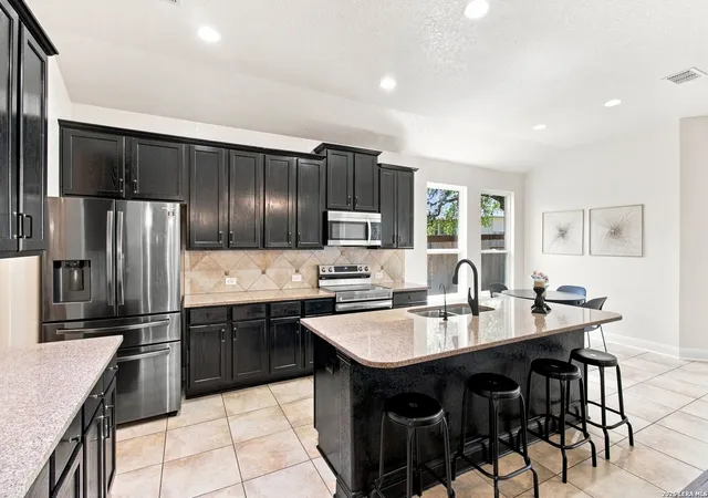 5th image of 272 Flint Road, Cibolo, TX 78108 | MLS# 2007452
