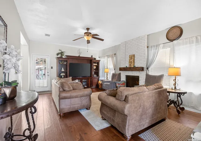 Photo 4 of Single family home for sale at 5626 Timbersteep, San Antonio, TX 78250 | MLS# 2007471 | Listing updated on 2026-09-19