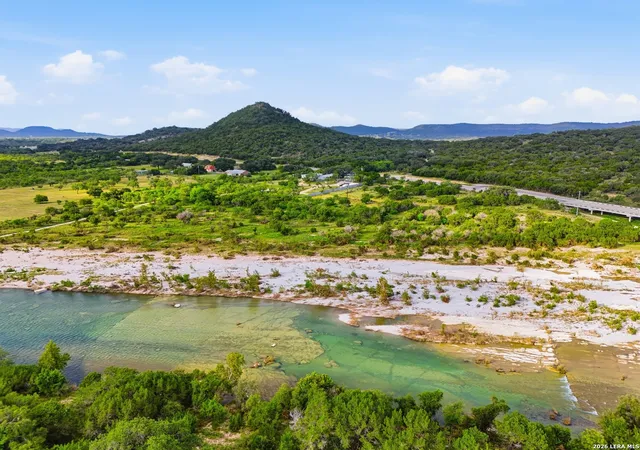 4th image of 33360 S Hwy 55, Uvalde, TX 78801 | MLS# 2007512
