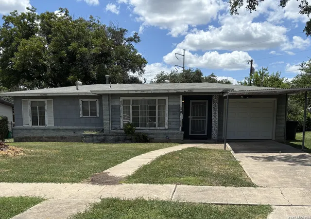 Photo 1 of Sale Pending at 130 Locknere Ln, San Antonio, TX 78213 | MLS# 2007516 | Listing updated on 2026-08-18