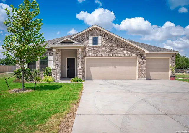 Photo 1 of Single family home for sale at 20825 Pleasanton Rd, San Antonio, TX 78264 | MLS# 2007527 | Listing updated on 2026-09-14