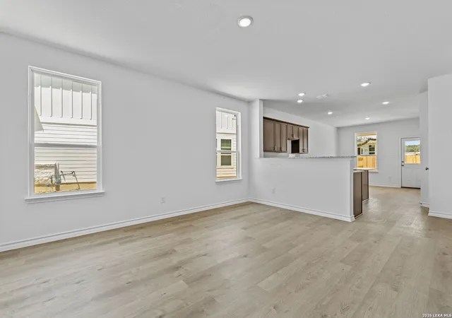 image of 305 Jersey Ln, Boerne, TX 78006 | MLS# 2007540