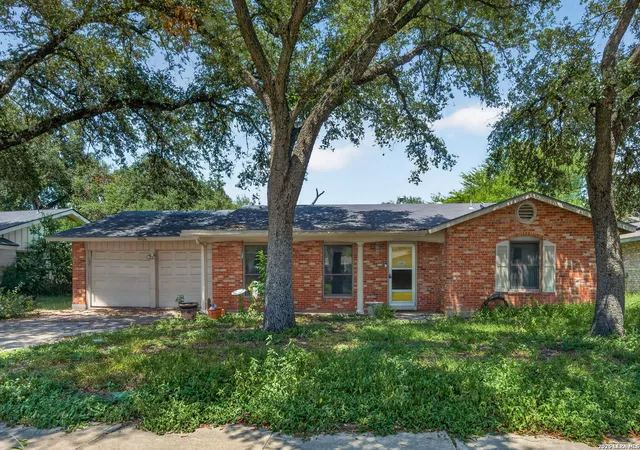 Photo 2 of Sale Pending at 9906 Titan Dr, San Antonio, TX 78217 | MLS# 2007553 | Listing updated on 2026-09-03