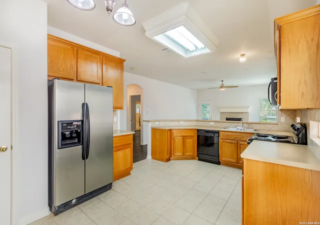 3rd image of 548 Thurber Dr, Schertz, TX 78154 | MLS# 2007561