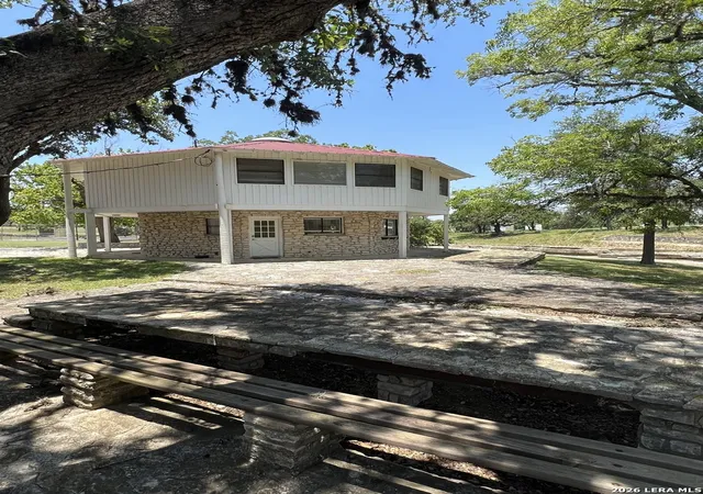 10th image of 151 Falling Oak Dr, Blanco, TX 78606 | MLS# 2007598