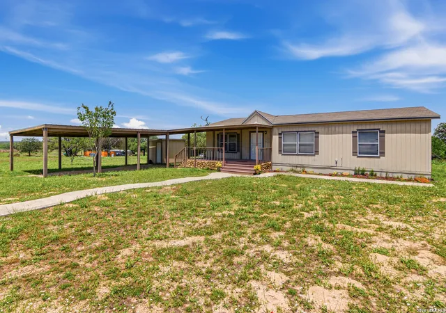 1st image of 646 Old Colony, Seguin, TX 78155 | MLS# 2007603