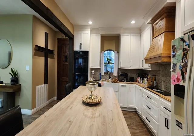 Photo 3 of Single family home for sale at 3038 Alamo St, Eagle Pass, TX 78852 | MLS# 2007605 | Listing updated on 2026-08-22