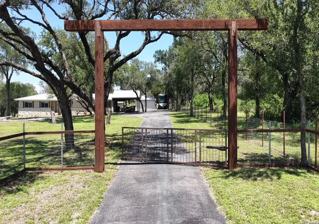 Land for sale at 2694 Fm 2722, New Braunfels, TX 78132 | MLS# 2007607