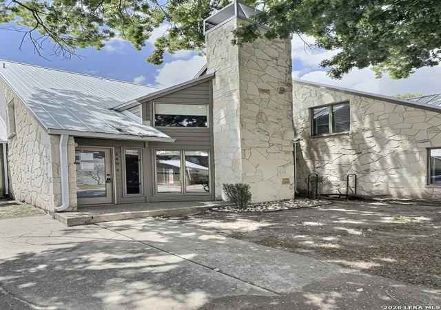 1st image of 805 Loop 534 #140, Kerrville, TX 78028 | MLS# 2007633