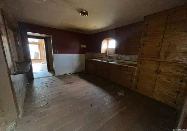 Photo 4 of Single family home for sale at 465 Peach St, Leming, TX 78050 | MLS# 2007696 | Listing updated on 2026-08-21
