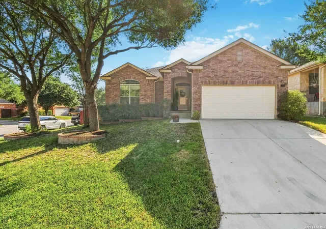 Photo 2 of Single family home for sale at 792 San Luis, New Braunfels, TX 78132 | MLS# 2007700 | Listing updated on 2026-09-09