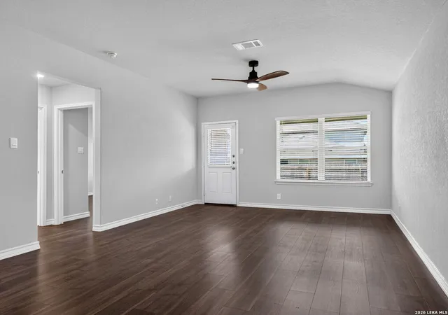 5th image of 723 Overlook Rdg, Cibolo, TX 78108 | MLS# 2007706