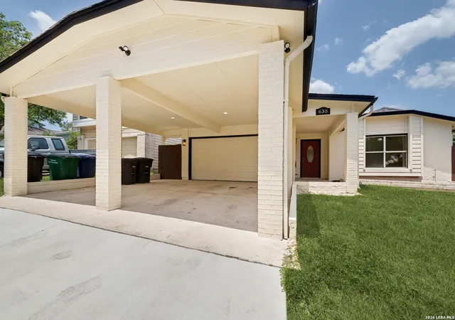 Photo 2 of Sale Pending at 635 Cypresscliff Dr, San Antonio, TX 78245 | MLS# 2007743 | Listing updated on 2026-08-31