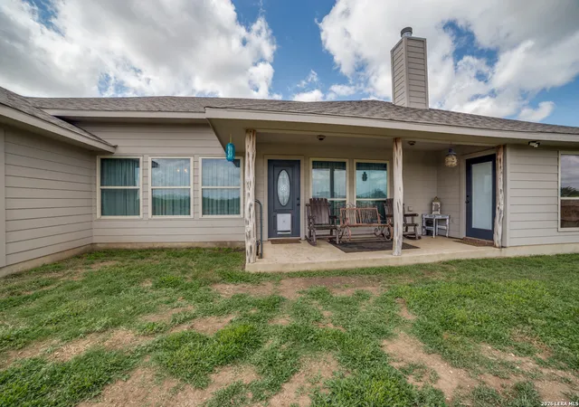 2nd image of 2259 County Road 325, Sabinal, TX 78881 | MLS# 2007749