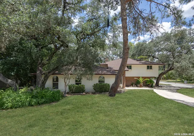 Photo 2 of Single family home for sale at 301 Sagecrest Dr, Hollywood Park, TX 78232 | MLS# 2007751 | Listing updated on 2026-09-06