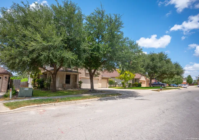 3rd image of 145 Brush Trail Ln, Cibolo, TX 78108 | MLS# 2007752