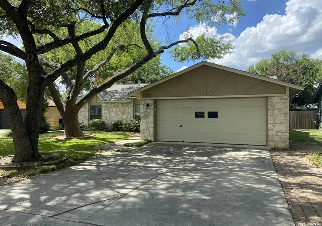 Photo 3 of Single family home for sale at 14107 Queensway, San Antonio, TX 78217 | MLS# 2007768 | Listing updated on 2026-09-19