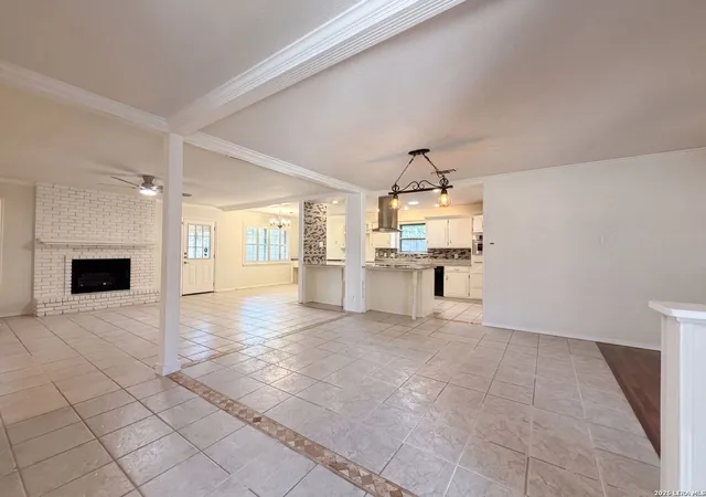 Photo 3 of Single family home for sale at 326 De Soto Dr, Universal City, TX 78148 | MLS# 2007800 | Listing updated on 2026-09-18