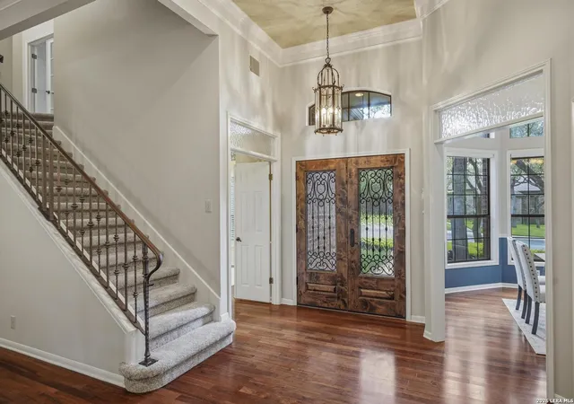 Photo 3 of Sale Pending at 17 Rogers Wood, San Antonio, TX 78248 | MLS# 2007830 | Listing updated on 2026-08-22