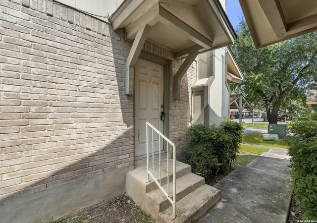 3rd image of 7880 Micron Dr #3201, San Antonio, TX 78251 | MLS# 2007834