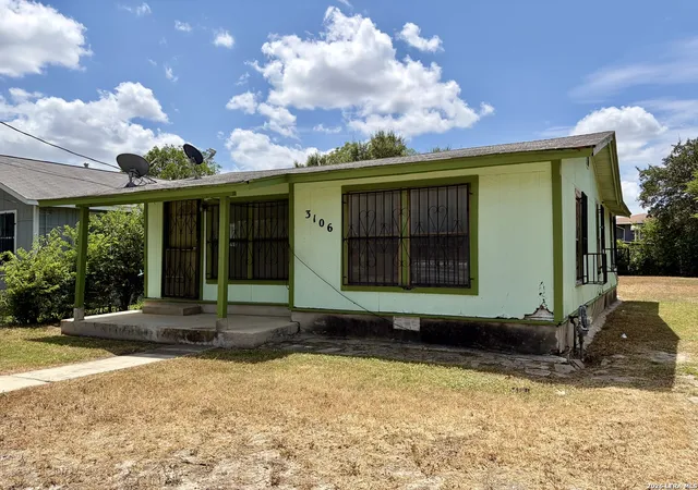 Photo 3 of Sale Pending at 3106 La Rosa St, San Antonio, TX 78211 | MLS# 2007871 | Listing updated on 2026-08-21