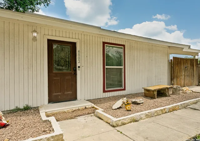 Photo 4 of Single family home for sale at 4802 Castle Guard, San Antonio, TX 78218 | MLS# 2007872 | Listing updated on 2026-08-23