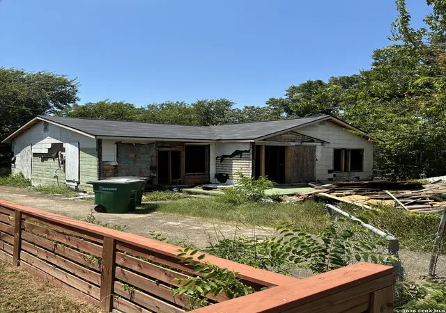 Photo 1 of Single family home for sale at 904 Eldorado St, San Antonio, TX 78225 | MLS# 2007886 | Listing updated on 2026-08-12