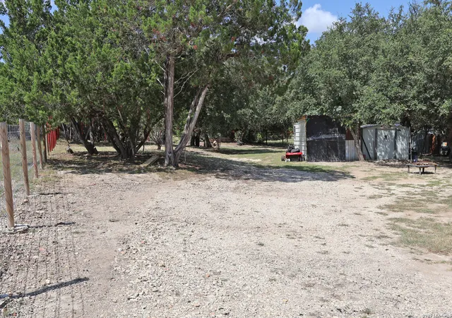 23rd image of 483 Wright Dr, Bandera, TX 78003 | MLS# 2007887