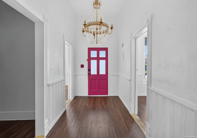 Photo 3 of Single family home for sale at 619 Willow, San Antonio, TX 78202 | MLS# 2007900 | Listing updated on 2026-08-23